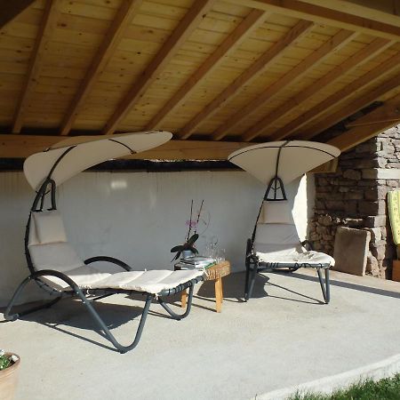 Villa Cora Venez Neuve Avec Spa Saint-Bresson Exteriör bild